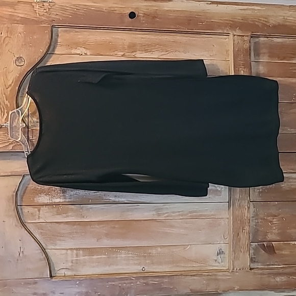 Attention brand, knee length, sweater dress in size large. - Picture 3 of 4